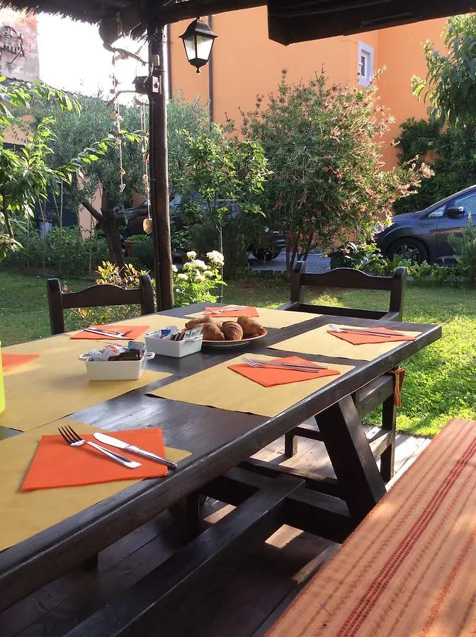 Bed & Breakfast Lucca Fora Капаннори