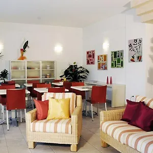 Marinetta Couette-café
